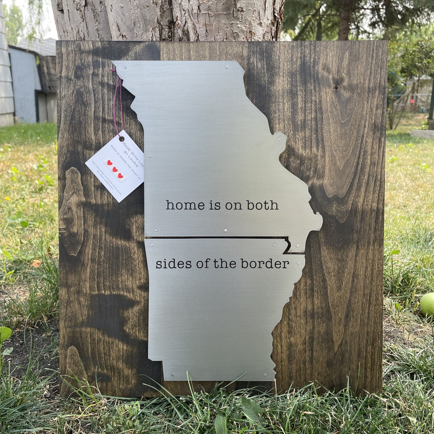 Missouri Arkansas home is on both sides of the border