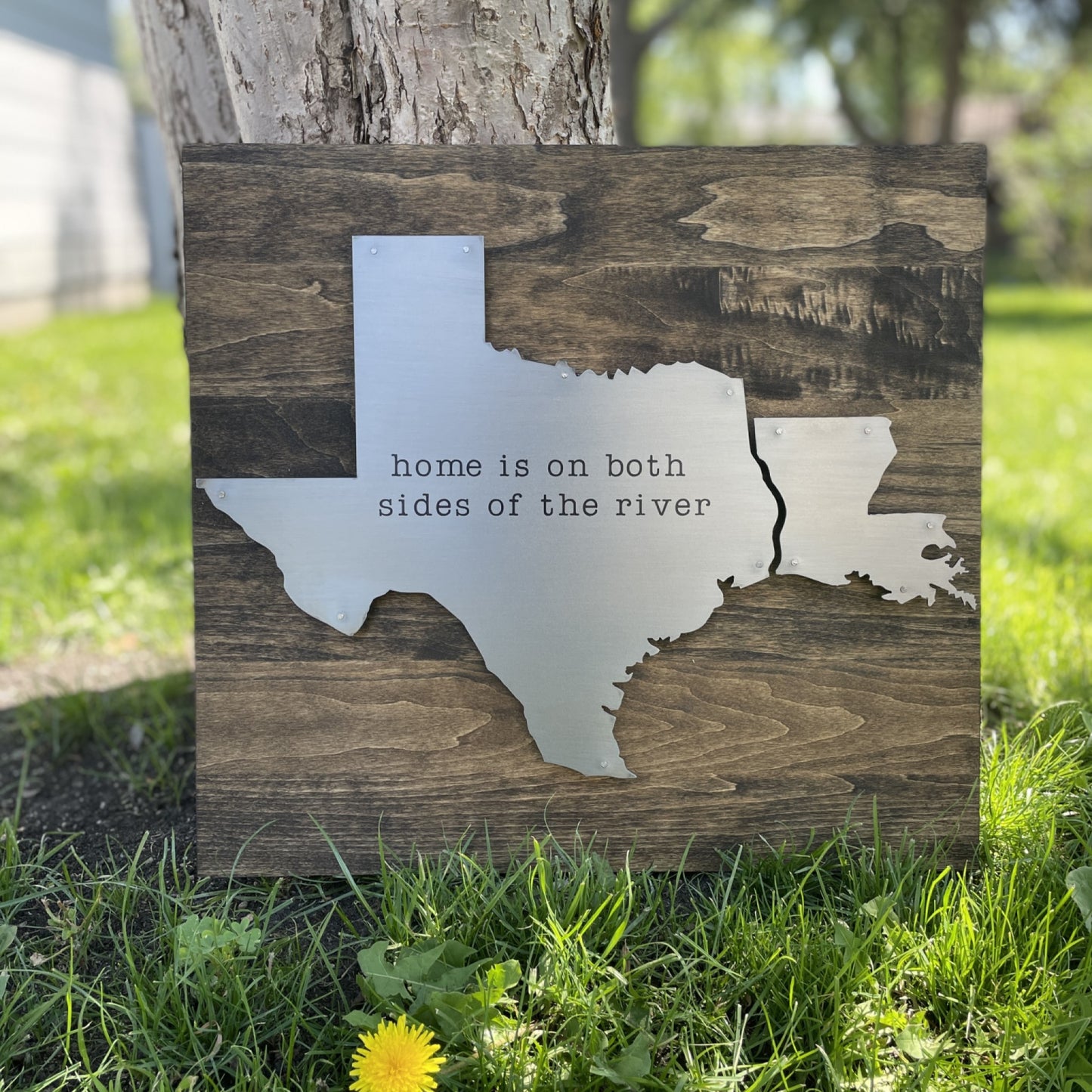 Texas/Louisiana both sides of the river